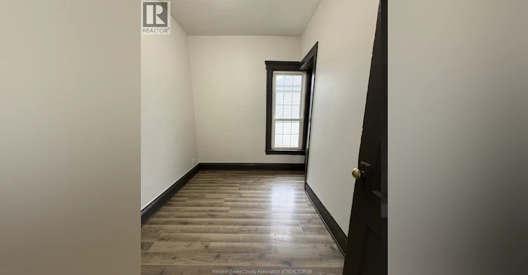 1011 Windsor Avenue, Windsor, ON, N9A 1K3 - 6
