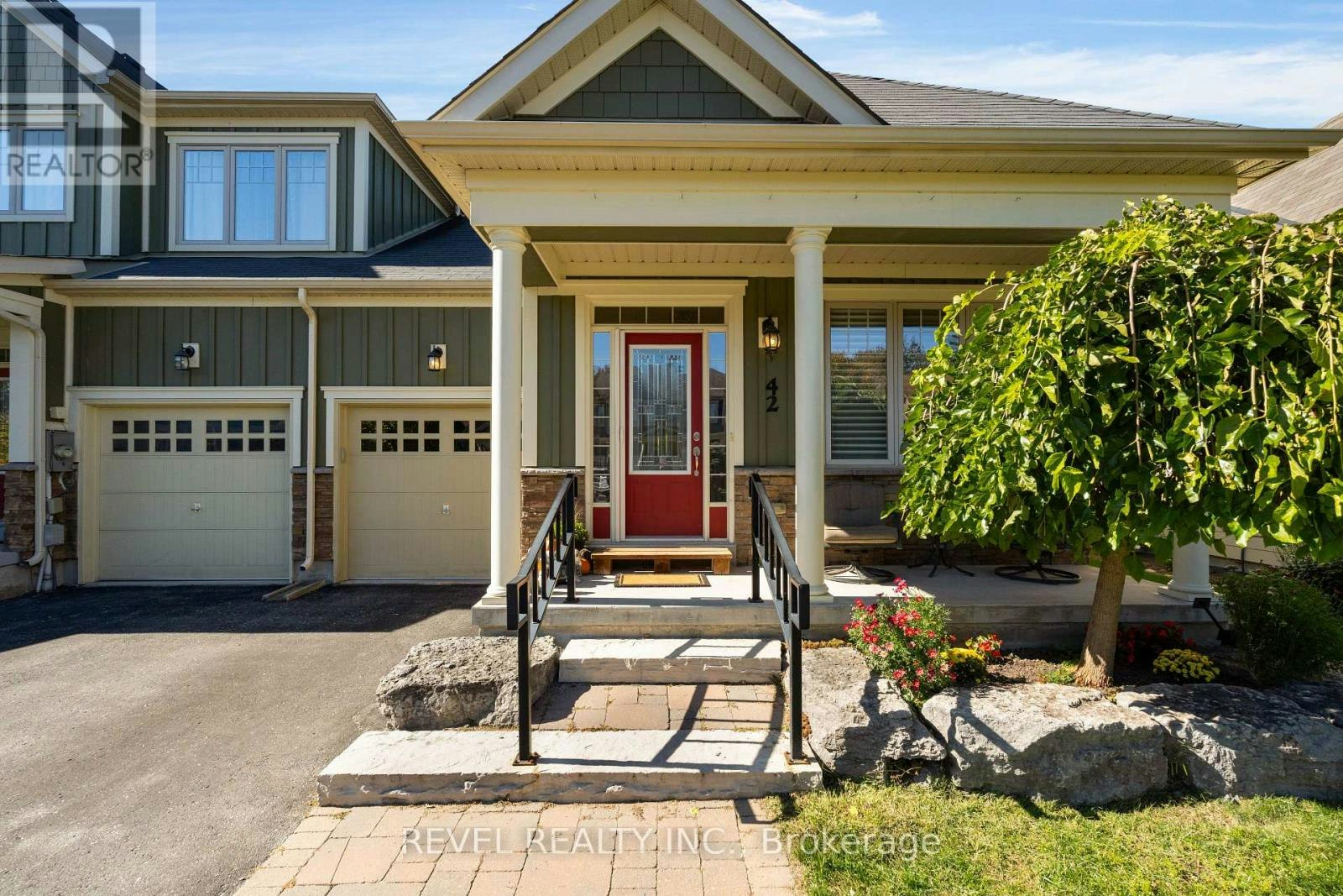 42 Sandy Coast Crescent, Wasaga Beach, ON, L9Z 2L1