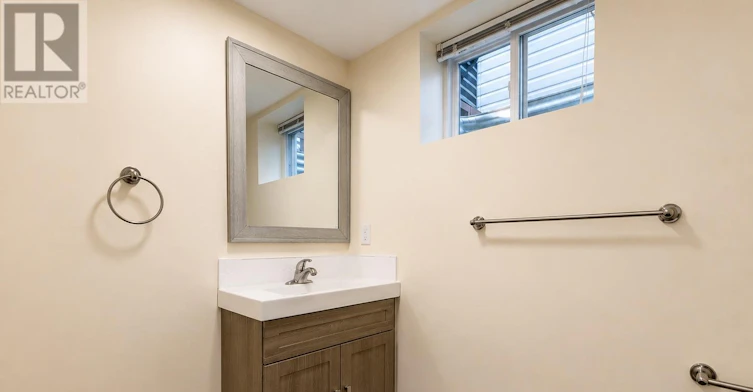 LOWER-58 Lightwood Drive, Toronto, ON, M9V 2Z2 - 8