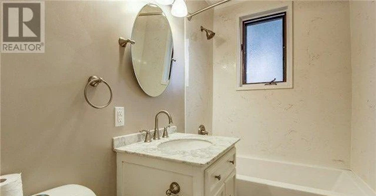 UPPER-1354 Augustine Drive, Burlington, ON, L7P 2M8 - 6