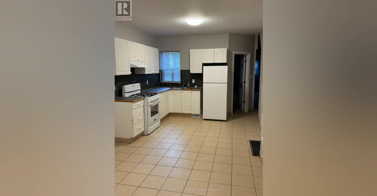 MAIN-1136 Dufferin Street, Toronto, ON, M6H 4B6 - 3