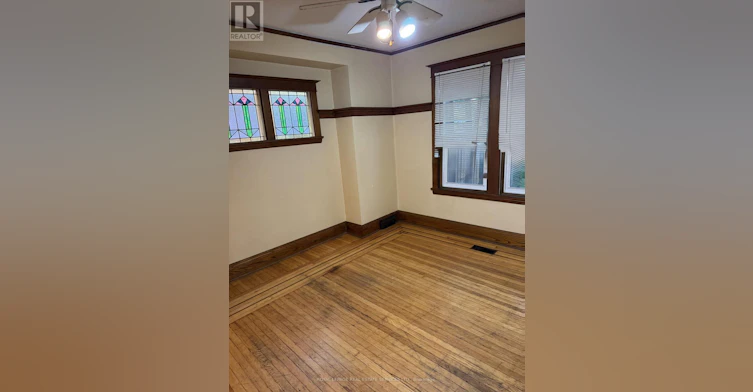 UPPER-38 Oval NORTH, Hamilton, ON, L8S 3Y6 - 5
