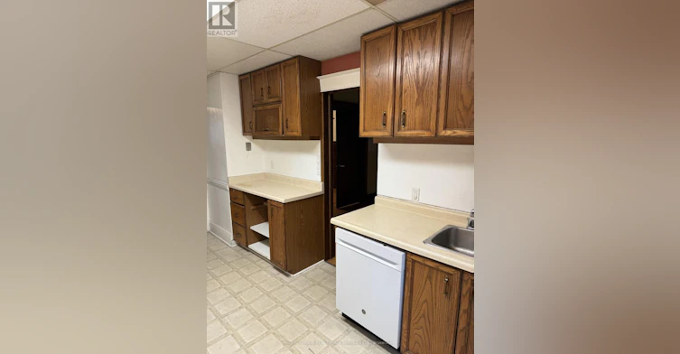 UPPER-38 Oval NORTH, Hamilton, ON, L8S 3Y6 - 6