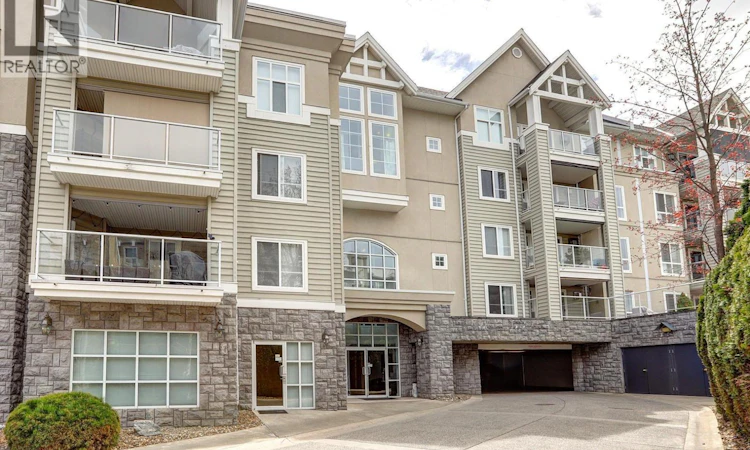 201-3220 Centennial Drive