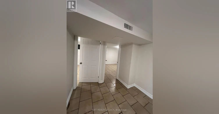183 Ellington Drive, Toronto, ON, M1R 3Y2 - 14