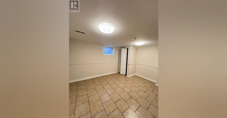 183 Ellington Drive, Toronto, ON, M1R 3Y2 - 6