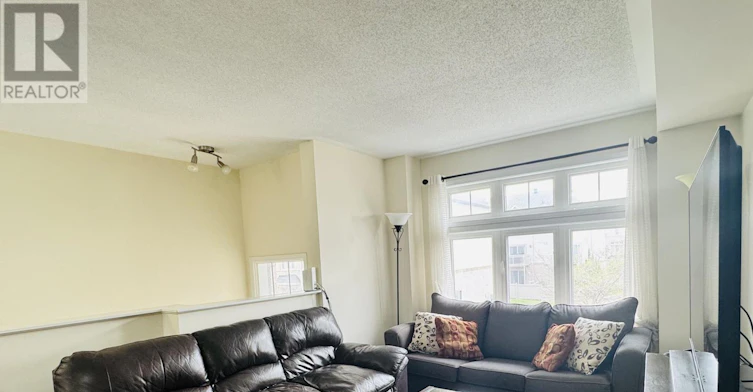 213 Stroget Private, Ottawa, ON, K2E 0A9 - 4