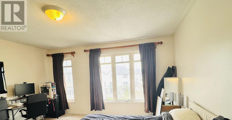 213 Stroget Private, Ottawa, ON, K2E 0A9 - 13