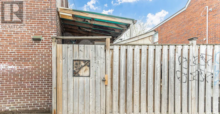 BASEMENT-242 Emerson Avenue, Toronto, ON, M6H 3T6 - 6