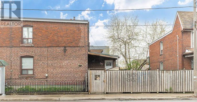 BASEMENT-242 Emerson Avenue, Toronto, ON, M6H 3T6 - 5
