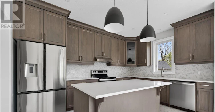 98 Livingston Drive, Tillsonburg, ON, N4G 0J3 - 13