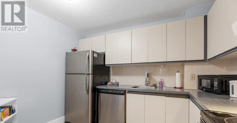 715-1599 Lassiter Terrace, Ottawa, ON, K1J 8R6 - 3
