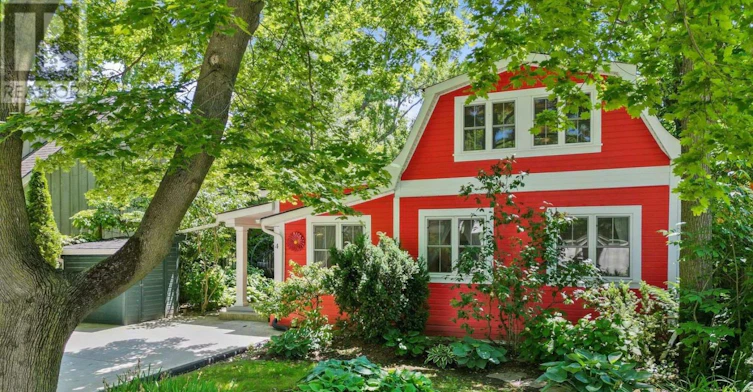 4 Wyckliffe Avenue, Niagara-on-the-Lake, ON, L0S 1J0