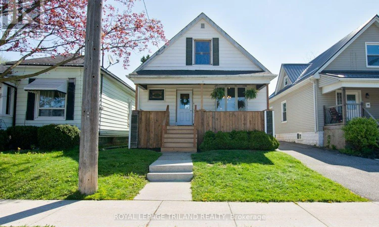 73-5 Hughes Street