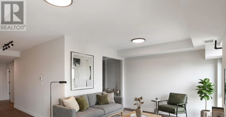 204-331 Cooper Street, Ottawa, ON, K2P 0G5 - 5