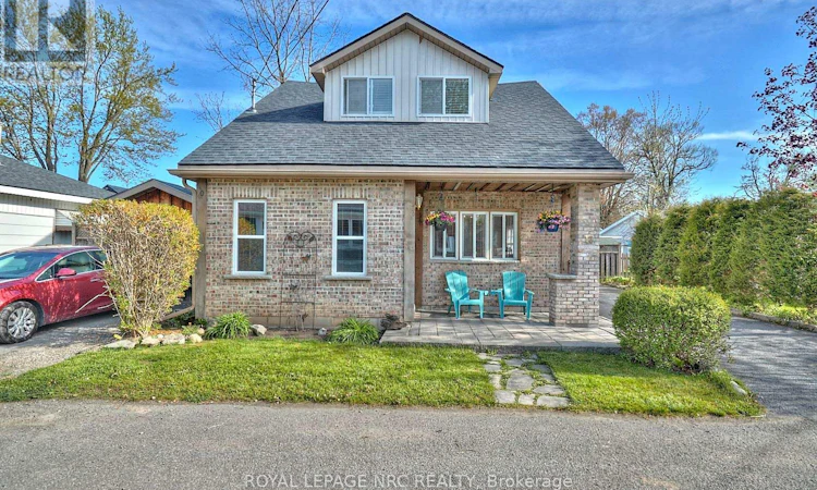 12 Conway Place