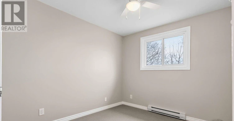 MAIN-1306 Valley Drive, Oshawa, ON, L1J 7J7 - 15
