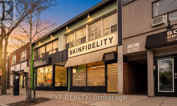 213 Lakeshore Road E