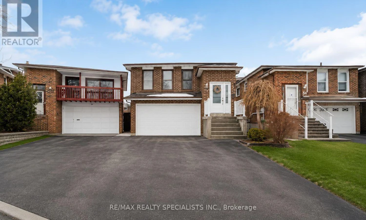 52 Maplehurst Square