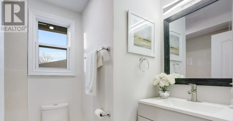 MAIN-76 Walter Avenue, Newmarket, ON, L3Y 2T3 - 13