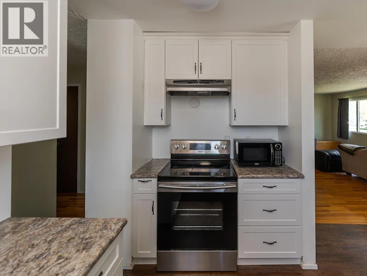667 Alward Street, Prince George, BC, V2M 2E6 - 17