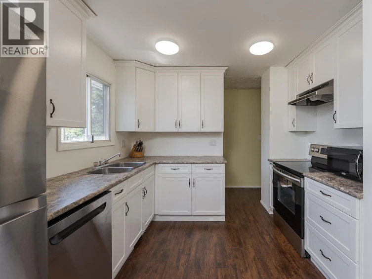 667 Alward Street, Prince George, BC, V2M 2E6 - 16