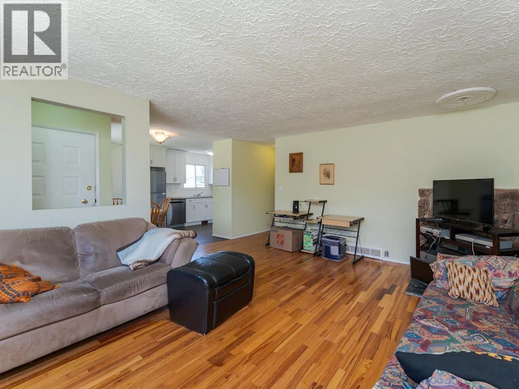 667 Alward Street, Prince George, BC, V2M 2E6 - 22