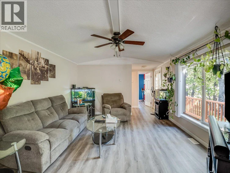 15-4029 Broadwater Road, Castlegar, BC, V1N 4V6 - 19
