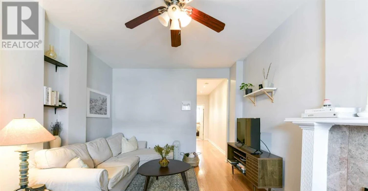 MAIN FL-734 Indian Road, Toronto, ON, M6P 2E3 - 3