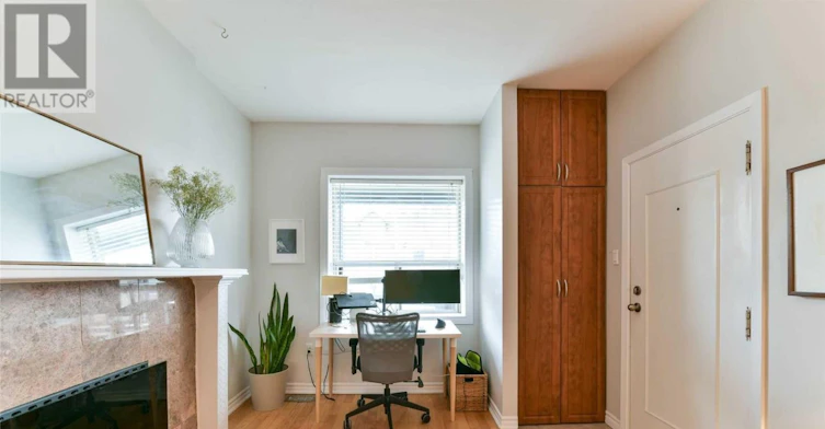 MAIN FL-734 Indian Road, Toronto, ON, M6P 2E3 - 7
