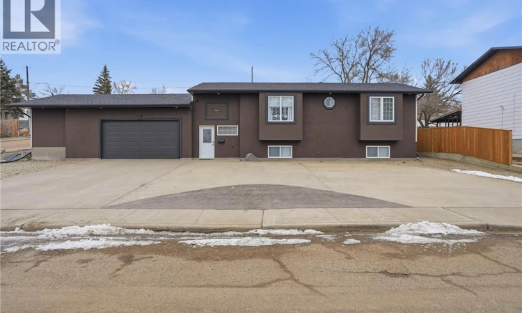 1068 Athabasca Street W