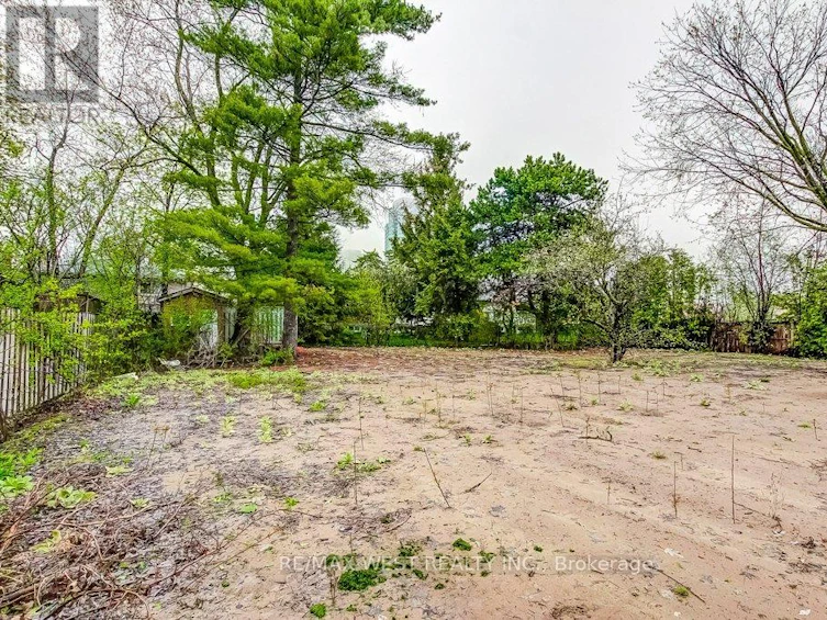 LOT-2 Fairview Road W, Mississauga, ON, L5B 1K7 - 8