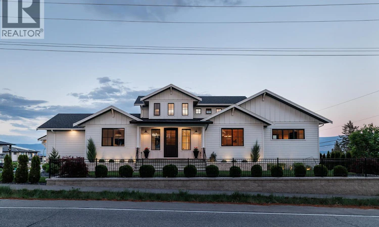 715 Lake Court