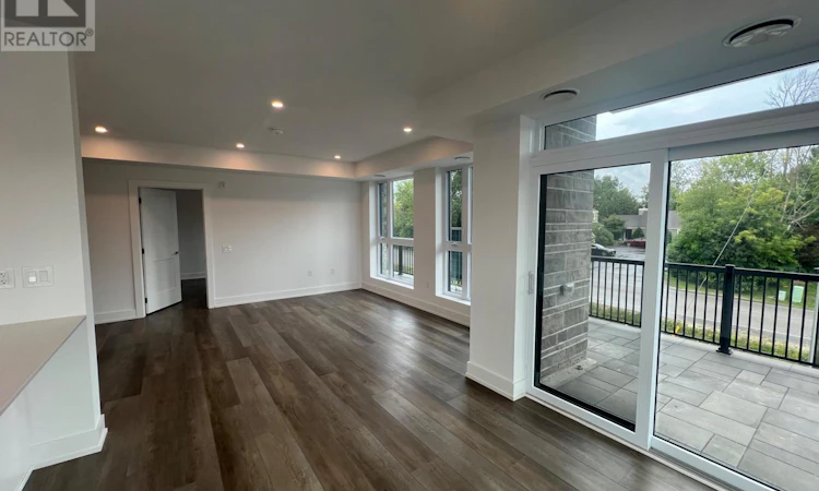 122-4 Kimberly Lane