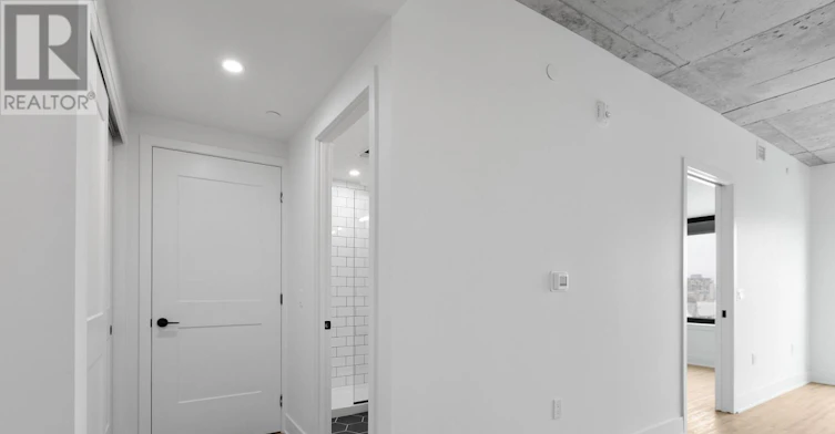 212-377 Winona Avenue, Ottawa, ON, K1Z 5H8 - 11