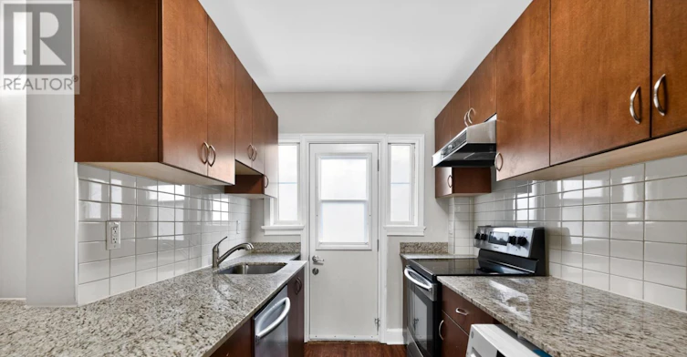 U12-1365 Bayview Avenue, Toronto, ON, M4G 3A4 - 15