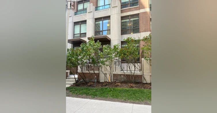 TH4-310 Tweedsmuir Avenue, Toronto, ON, M5P 2Y2 - 4