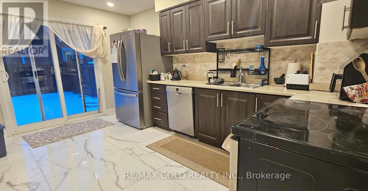 UPPER-15 Valonia Drive, Brampton, ON, L6V 4J2 - 2