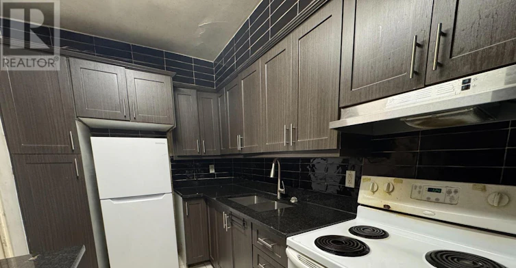 148-10 Eddystone Avenue, Toronto, ON, M3N 2T2 - 2
