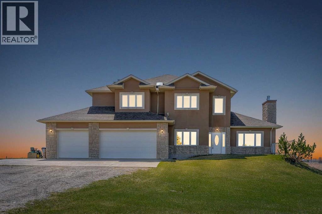 113127 450 Avenue E, Foothills County, AB, T1V 1N4
