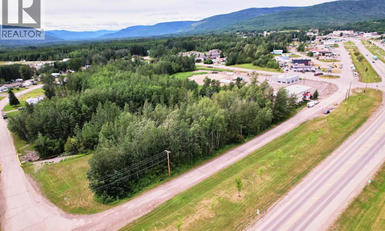 4601,4605,4609,4613-4617 Veterans Way