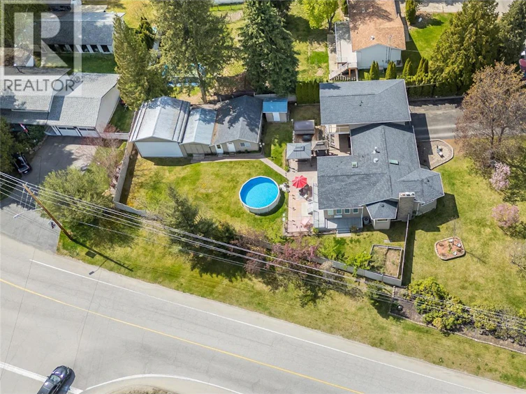 1400 Meadowbrook Drive, Castlegar, BC, V1N 3M1 - 4
