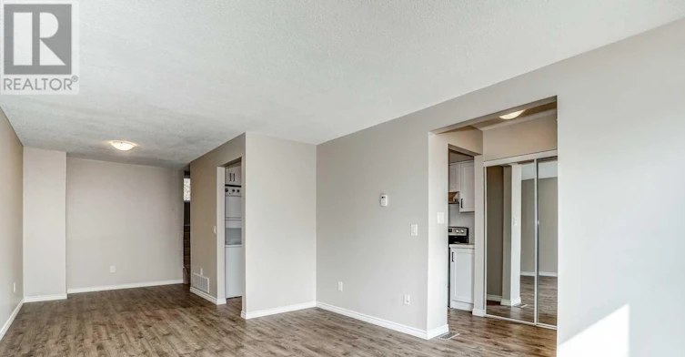 MAIN-1296 Cherrydown Drive, Oshawa, ON, L1H 8C9 - 4