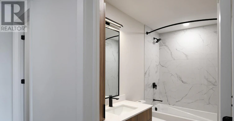 601-331 Cooper Street, Ottawa, ON, K2P 0G5 - 9