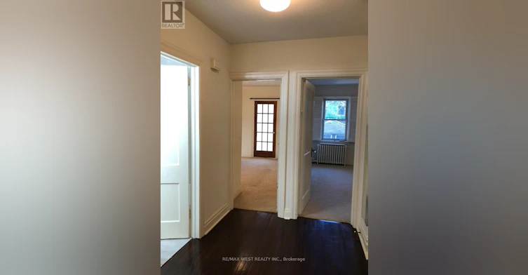 MAIN FLOOR-305 St Clair Avenue E, Toronto, ON, M4T 1P3 - 15