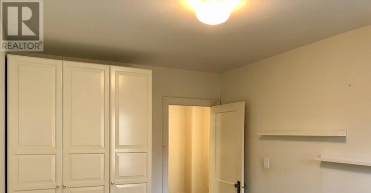 MAIN FLOOR-305 St Clair Avenue E, Toronto, ON, M4T 1P3 - 10