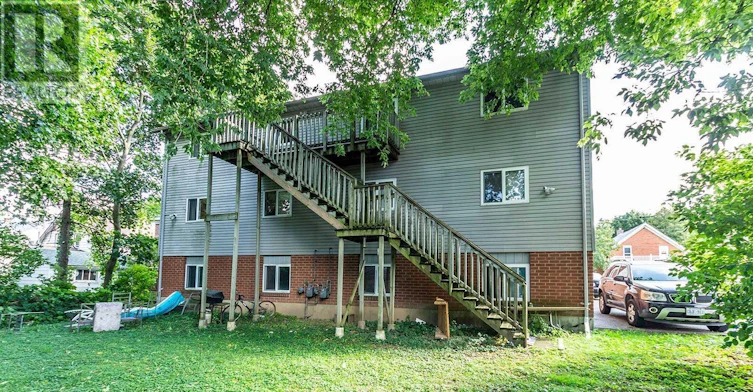 UPPER FLOOR-38 Noecker Street, Waterloo, ON, N2J 2R4 - 15