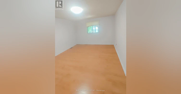 UPPER FLOOR-38 Noecker Street, Waterloo, ON, N2J 2R4 - 10