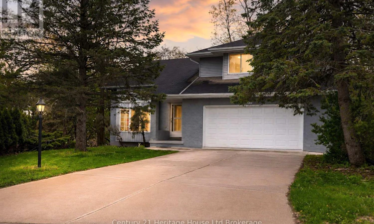 86 Lysanda Court