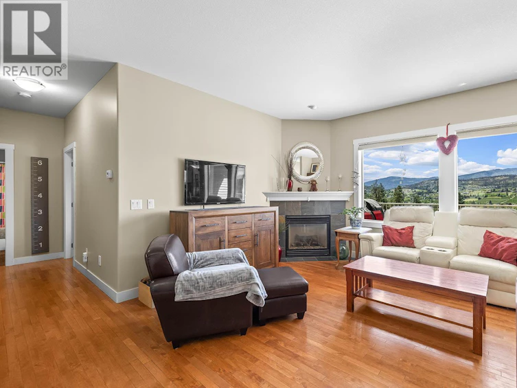 10290 Teresa Road, Lake Country, BC, V4V 2N6 - 9